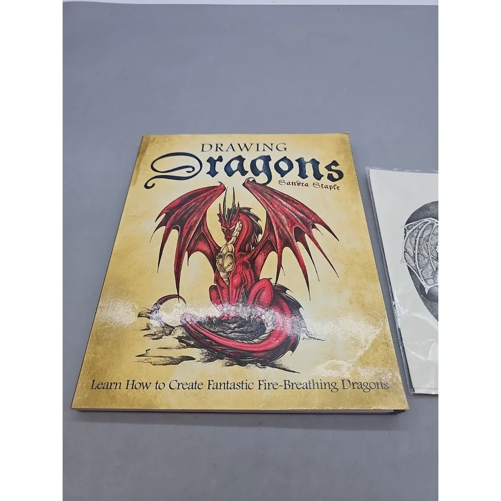 Drawing Dragons: Learn How to Create Fantastic Fire-Breathing Dragons W/ Card‎